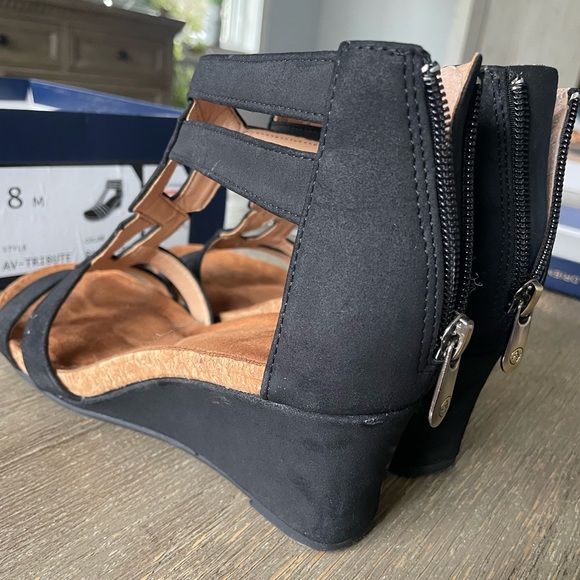 Adrienne Vittadini Black Summer Heels Women size 8 - Picture 3 of 7